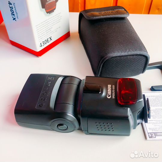 Вспышка Canon Speedlite 430EX