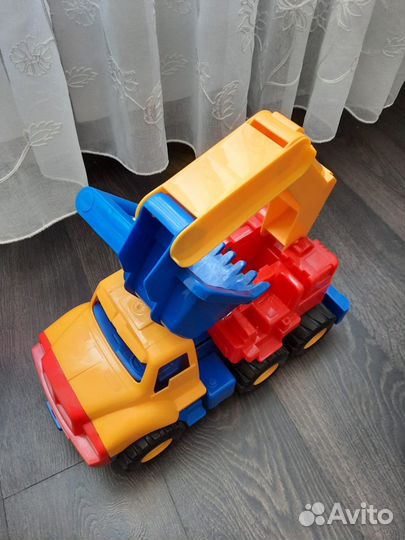 Детская машинка