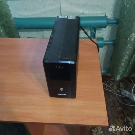 Источник бесперебойного питания