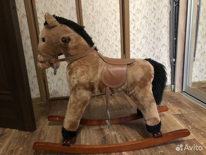 Качалка лошадь