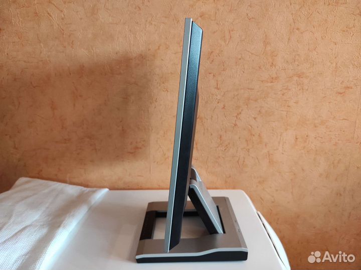 Монитор Samsung syncmaster 152s c