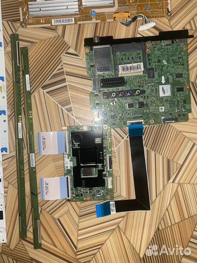 Запчксти от телевизора samsung LED