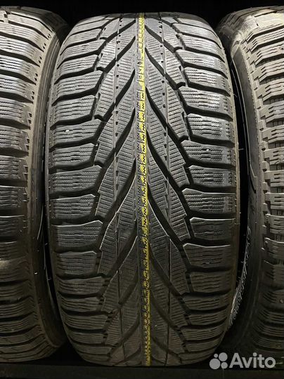 Nokian Tyres Hakkapeliitta R2 SUV 285/50 R20 116R