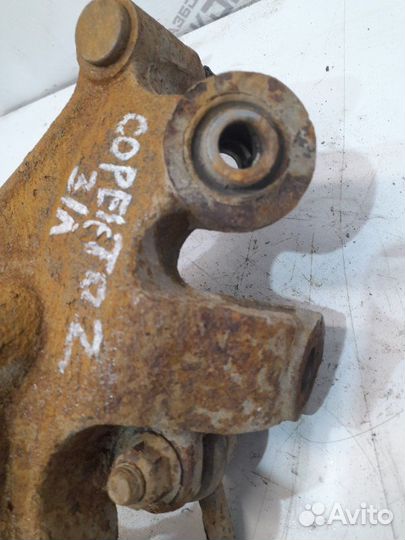 Кулак задний цапфа задний левый Kia Sorento XM 2.4