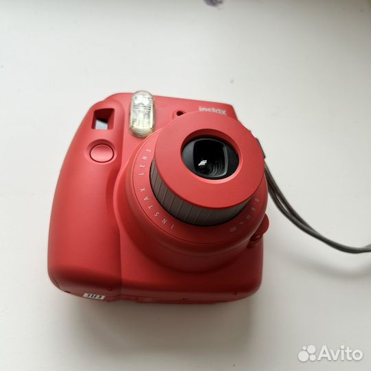 Фотоаппарат instax 8 mini