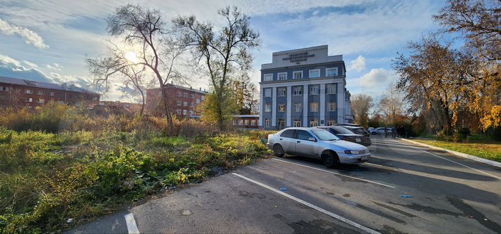 Здание, 345 м²