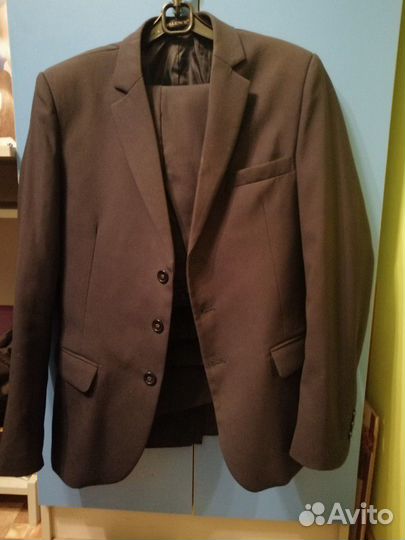 Школьный костюм