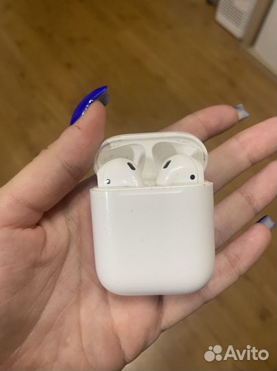 Беспроводные наушники apple airpods 1