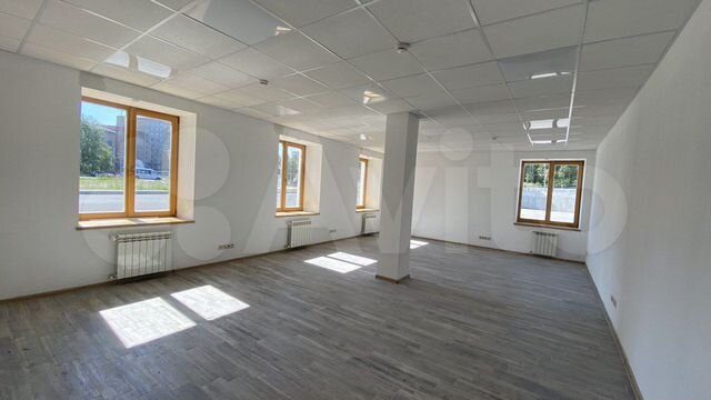 Свободного назначения, 47,6 м² с мокрой точкой