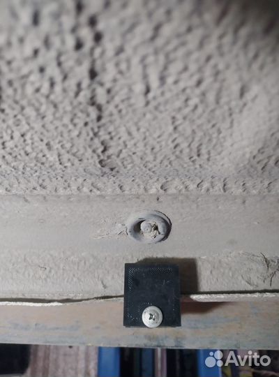 Кронштейн порога кузова Astra\Corsa\Insignia