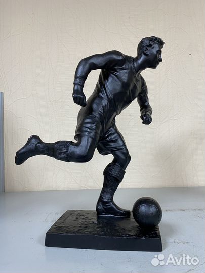 Большой Футболист футбол каслинское литье касли