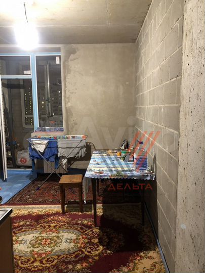 Доля в 1-к. квартире, 42,7 м², 12/23 эт.