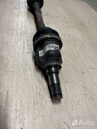 Привод передний левый Toyota Prius NHW20 1NZ-FXE