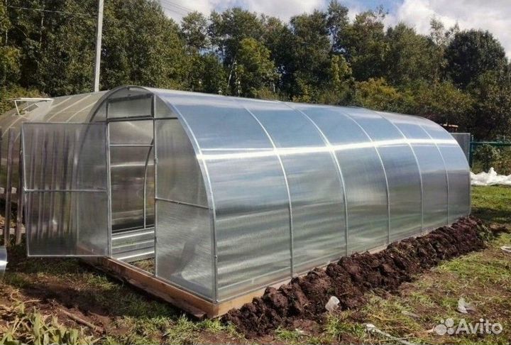 Теплица из поликарбоната