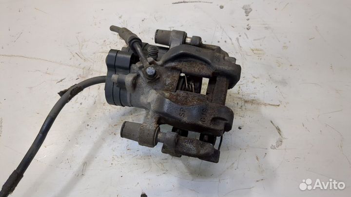 Суппорт Audi Q3 2018, 2019