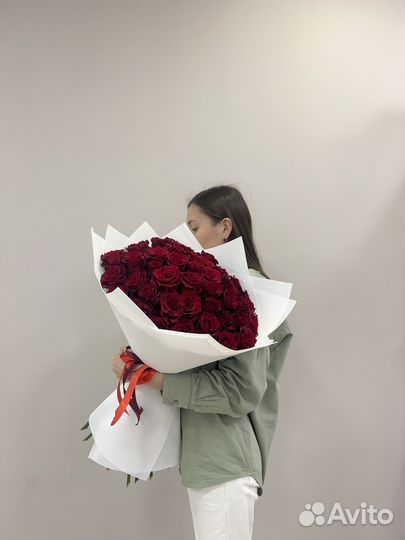Букет красных роз