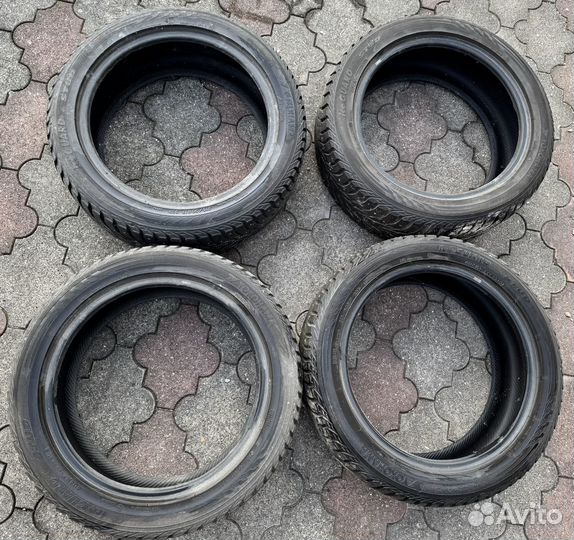 Yokohama Ice Guard Stud IG55 215/50 R17 95T