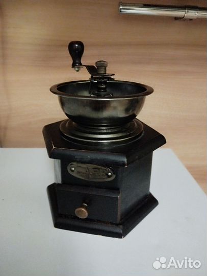 Кофемолка ручная