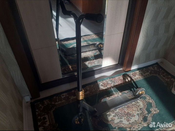 Трюковой самокат