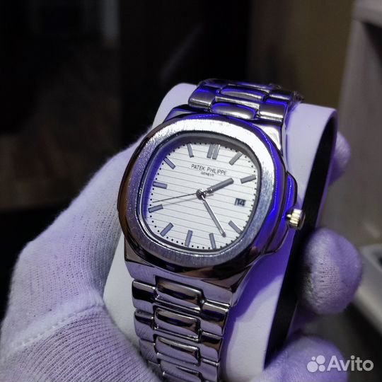 Наручные часы Patek Philippe Nautilus