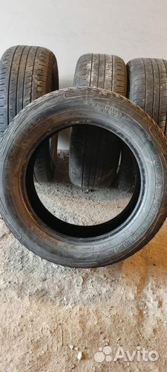 Kumho Road Venture APT KL51 225/60 R17