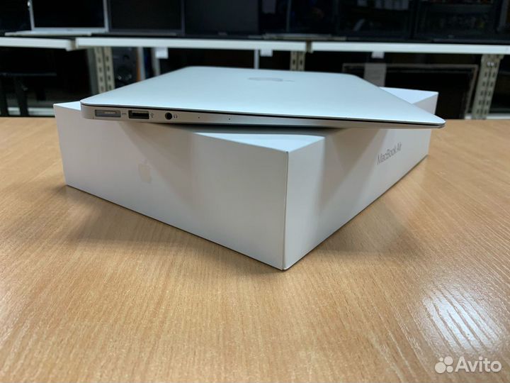 MacBook Air 2015/i5/8GB/Intel Hd/128GB SSD/13.3