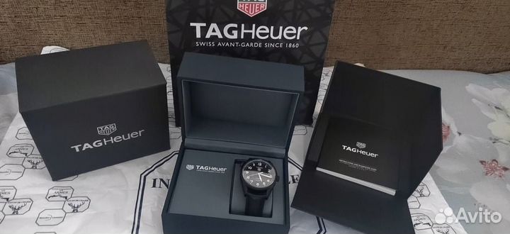 Наручные часы TAG Heuer Carrera WAR2A80