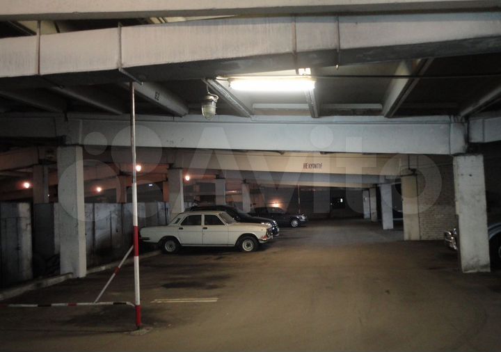 Машиноместо, 12 м²