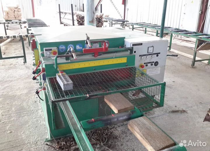 Дисковый многопильный кромкообрезной станок б/у