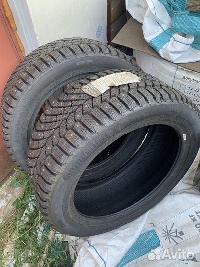 Continental ContiIceContact 235/45 R17