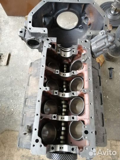 Двигатель на ЗИЛ 130