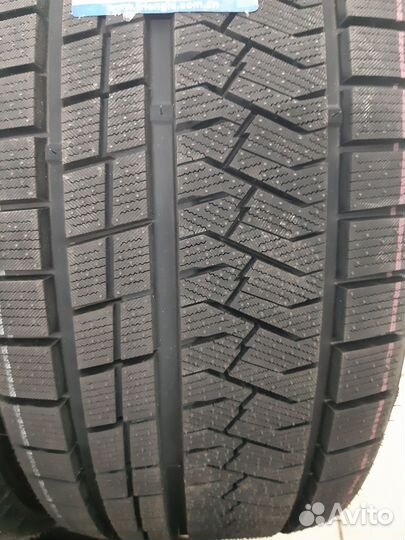 Triangle Trin PL02 245/45 R20 103V