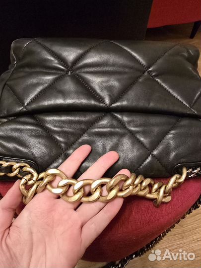 Сумка Chanel 19