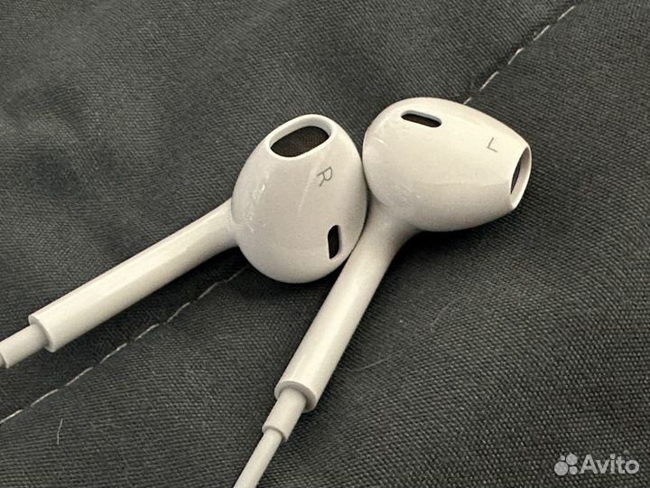 Наушники earpods