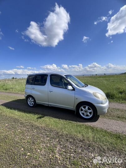 Toyota Funcargo 1.5 AT, 2001, 371 511 км