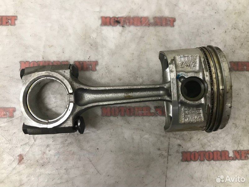 Honda 30 HP 04-07 поршень + шатун