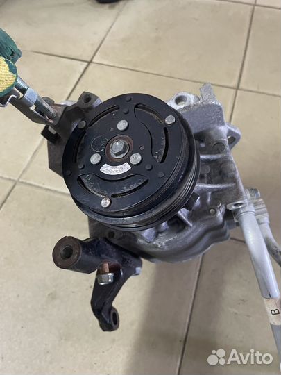 Компрессор кондиционера Subaru