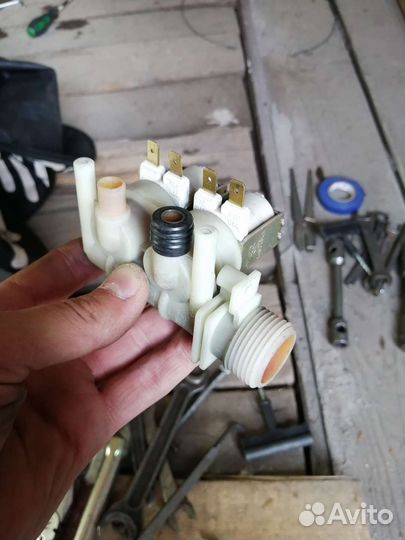 Стиральная машина Indesit w105tx на запчасти