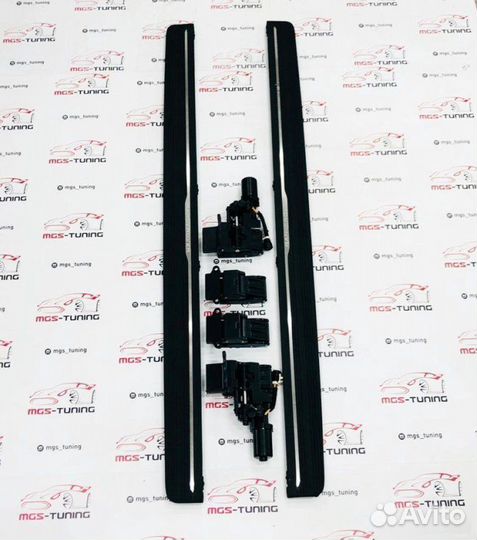 Выдвижные пороги на Range Rover Velar