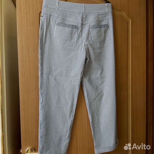 Капри в полоску