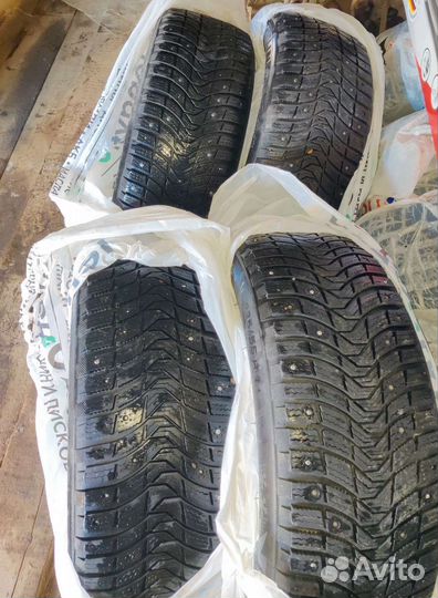 Michelin X-Ice North 3 235/55 R17 103