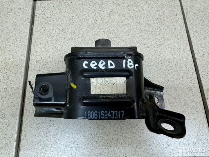 Опора кпп левая Kia Ceed хетчбек G4FG 2018