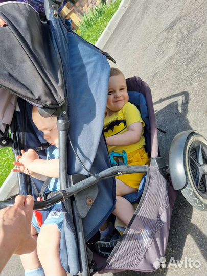 Прогулочная коляска для двойни или погодок