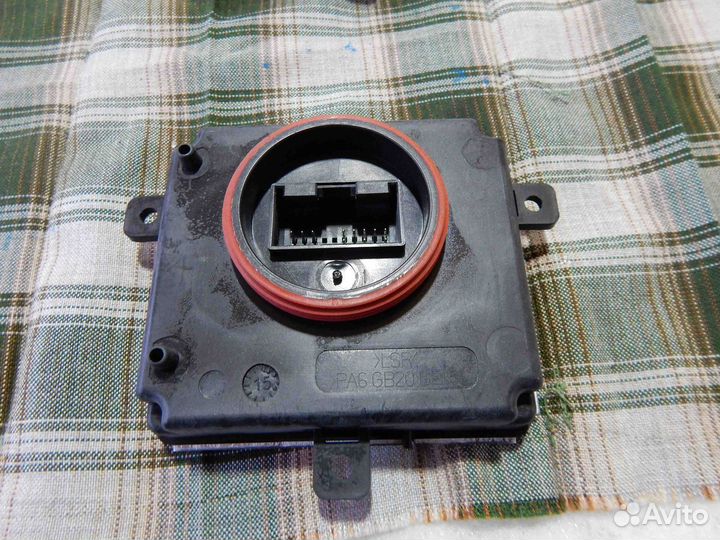 Блок розжига LED Volkswagen Caddy 4 поколение (201