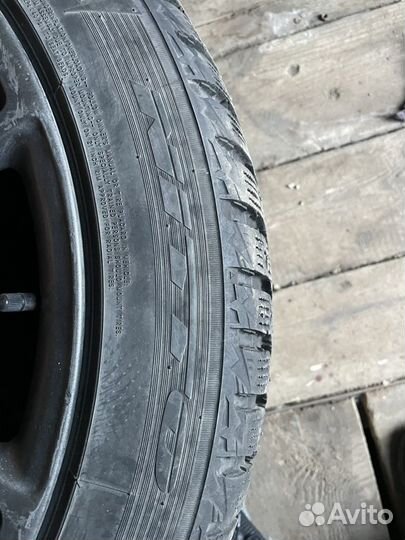 Nitto Therma Spike 265/45 R21