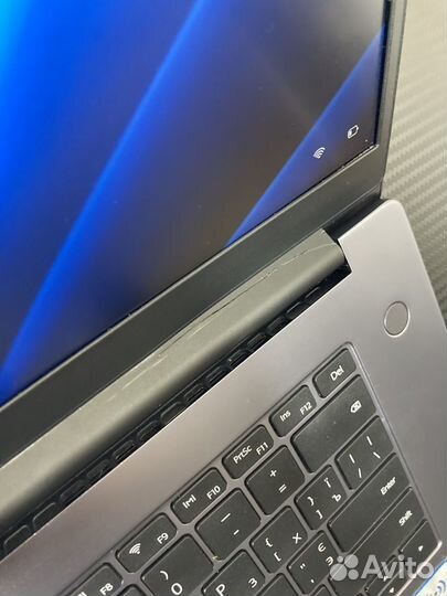 Huawei matebook d15 (вмятинки)