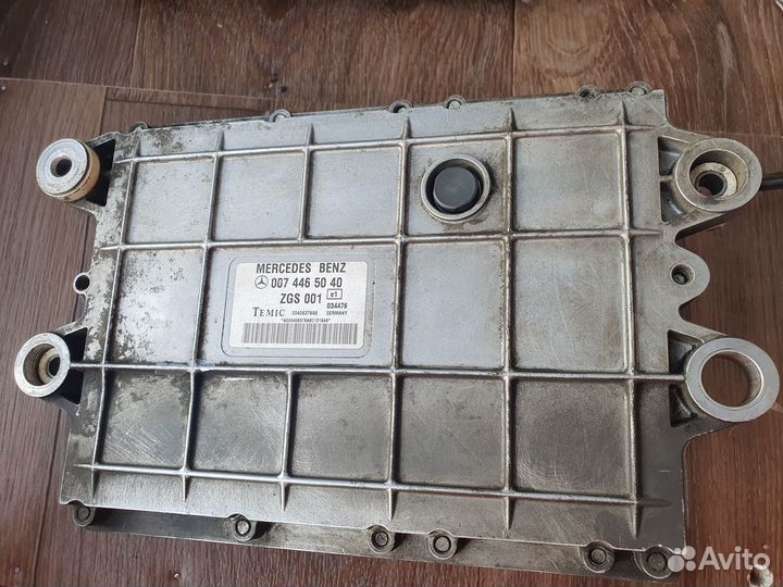 Эбу Mercedes benz