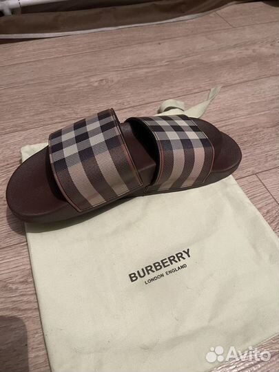 Шлепанцы burberry