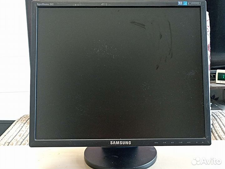 Продам б\у 17