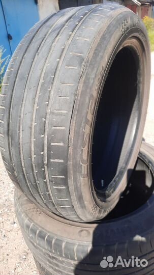 Kumho Ecsta HS51 215/50 R17